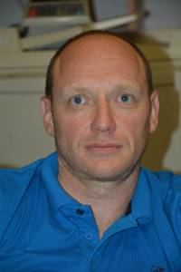 Dr. Woth P&eacute;ter 200