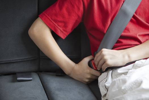 20150308child safety seat belt fastening