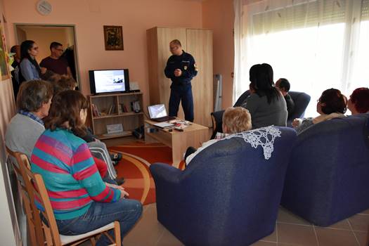 DSC 0036