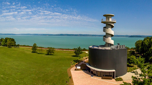 balaton kilato balatonfoldvar legmagasabb hajozashu panorama