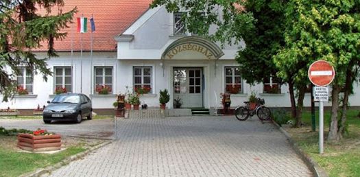 balatonbereny kozseghaza