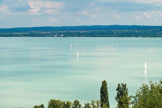 balaton 4767311 640