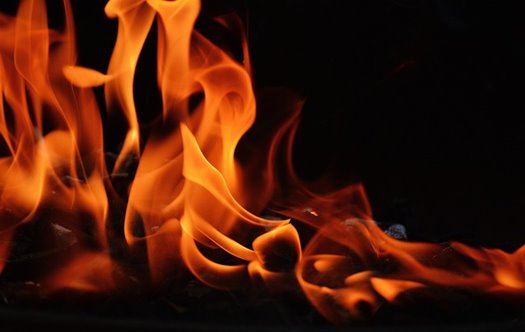 flames 1444590 640