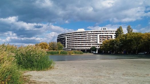 lake balaton 4497947 640