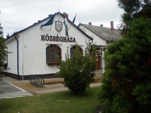 Fenyves községháza