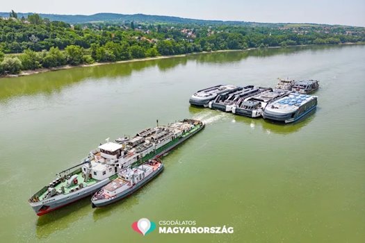balatoni kompok katamaranok szallitasa csodalatosbalaton hajozas1 kisebb