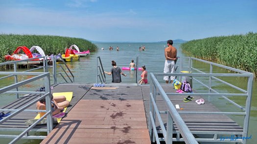 Napozosteg viz Hullam utcai szabadstrand Balatonmariafurdo balatontipp gyorffyarpad 777x437