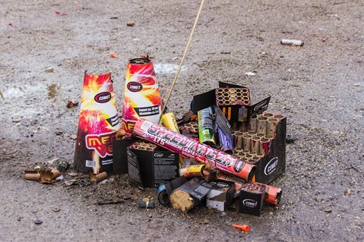 fireworks 1156808 640
