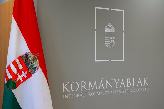 kormanyablak huvi ujranyitas 5
