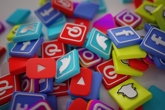 pile 3d popular social media logos