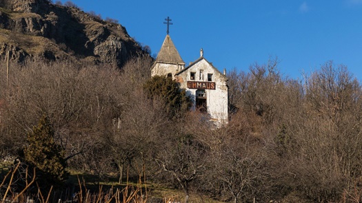 osszeomlott a szent gyorgy hegyi emmaus kapolna 60e8a238 6805323