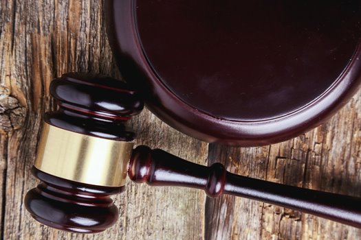 judge hammer
