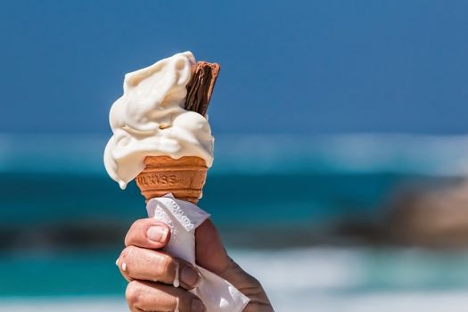 ice cream 1274894 640