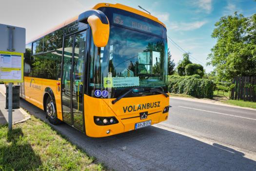 vonathelyettesitobusz