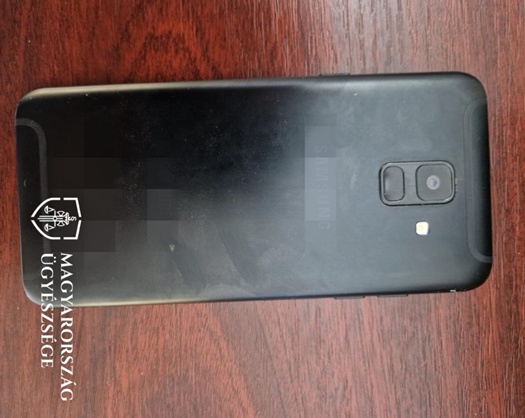 1. kep a vadlott altal kovetelt telefon 816x1024