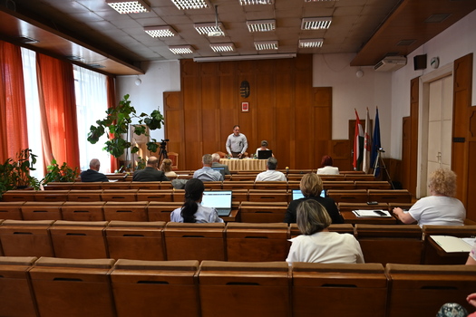 DSC 1536