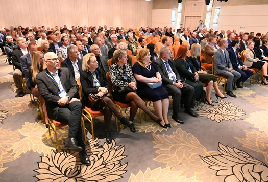 571174294 1162728202666963 4475238431159062693 n lead