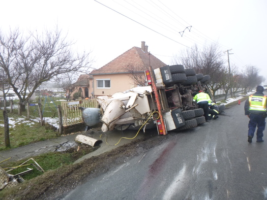 6979fac566b7b7.15989335