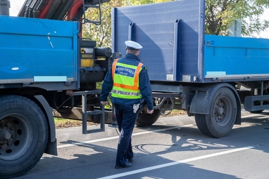 09 roadpol kamion