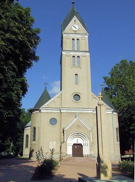 Kaposvár Hősök temploma