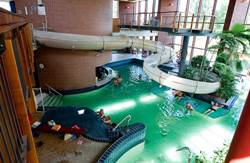 Győr-Rába-Quelle-Élmény-és-Termálfürdő-élményfürdő