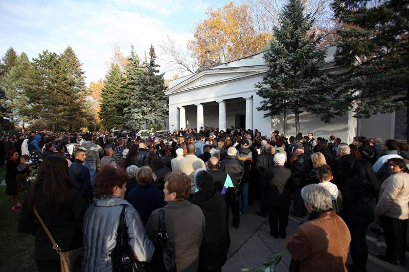 D__VG20121110011
